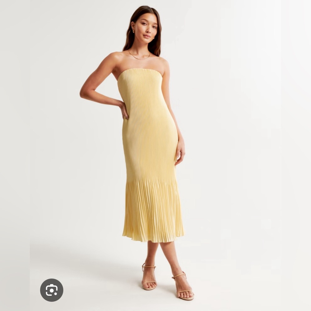 Abercrombie Giselle pleat release midi dress size M yellow NWT.